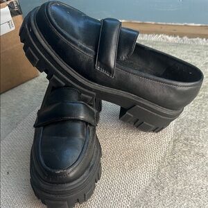 Black Chunky Loafers